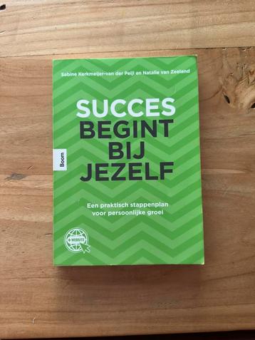Succes begint bij jezelf beschikbaar voor biedingen