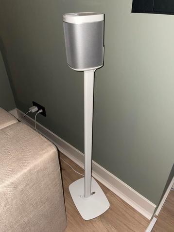 Sonos Play 1 met Standaard - Surround Sound beschikbaar voor biedingen