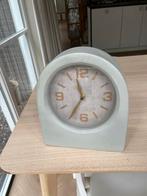 Betonnen klok, Huis en Inrichting, Woonaccessoires | Klokken, Ophalen, Zo goed als nieuw, Analoog, Wandklok