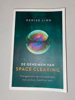 Denise Linn - De geheimen van space clearing, Boeken, Denise Linn, Ophalen of Verzenden, Zo goed als nieuw