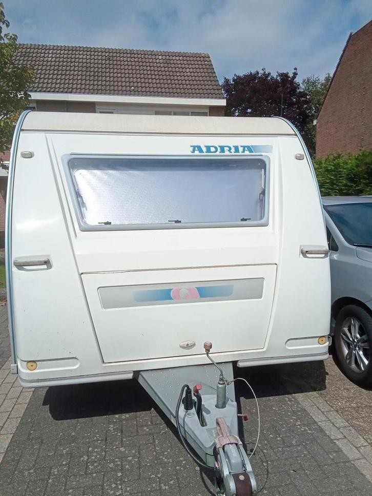 Adria Classica 513 up, Caravans en Kamperen, Caravans, tot en met 4, 1000 - 1250 kg, Rondzit, Adria, Frans bed, 5 tot 6 meter