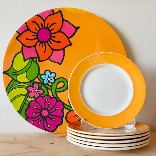 Retro kunststof Flower Power Schaal met 6 aardewerk Bordjes, Huis en Inrichting, Keuken | Servies, Nieuw, Schaal of Schalen, Overige stijlen
