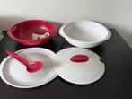 Tupperware Iso Duo Schalen / iso duo schaal, Ophalen of Verzenden, Nieuw, Rood, Schaal