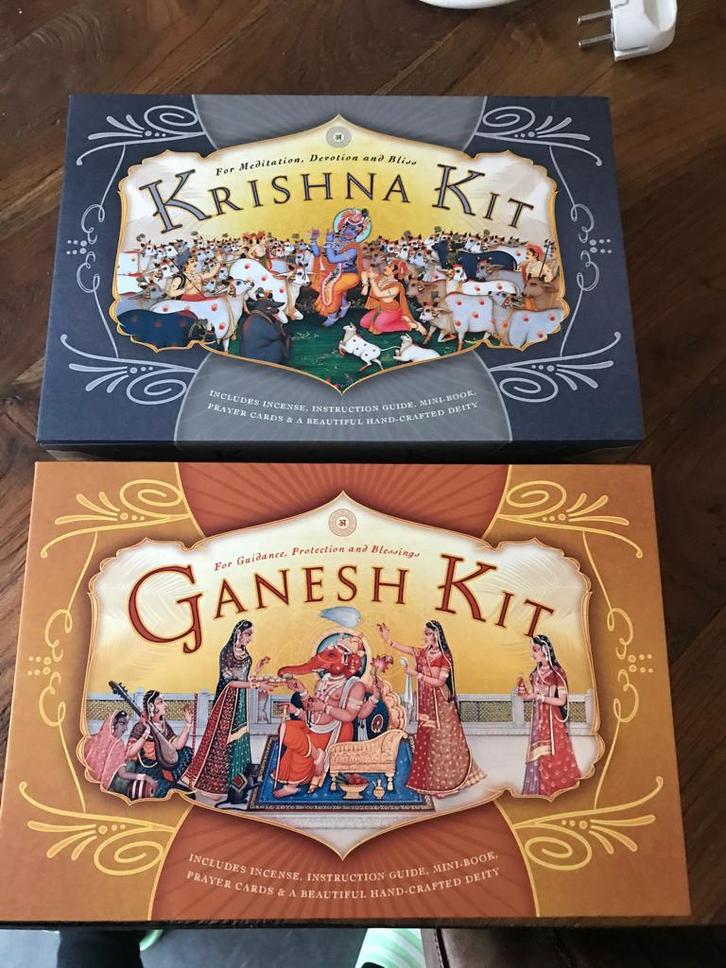 Ganesha en Krishna meditatie altaar kit box uit india, Huis en Inrichting, Woonaccessoires | Overige, Nieuw, Ophalen of Verzenden