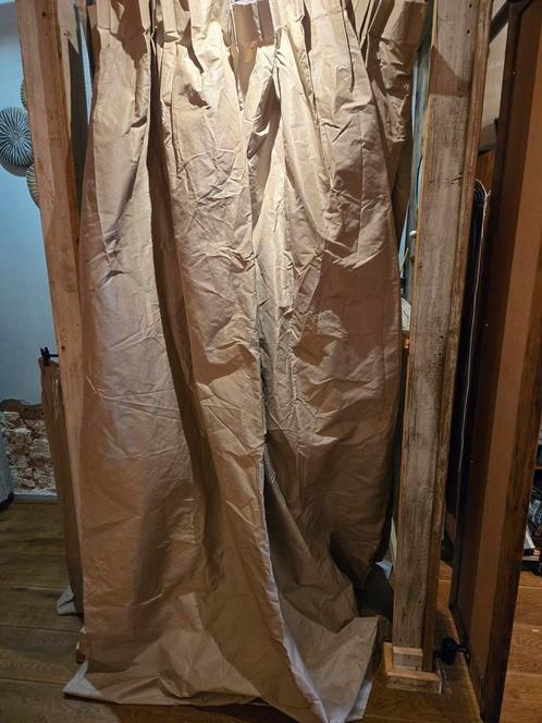 Overgordijnen zandkleur hema B185xH235 2 stuks, Huis en Inrichting, Stoffering | Gordijnen en Lamellen, Zo goed als nieuw, 200 cm of meer