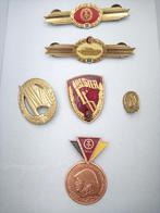 DDR militaire insignes + sjaals, Ophalen, Landmacht, Duitsland, Embleem of Badge
