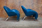 ZGANieuw! 1 blauwe leren Leolux Papageno design fauteuil, Leolux, Leolux, Design, 75 tot 100 cm