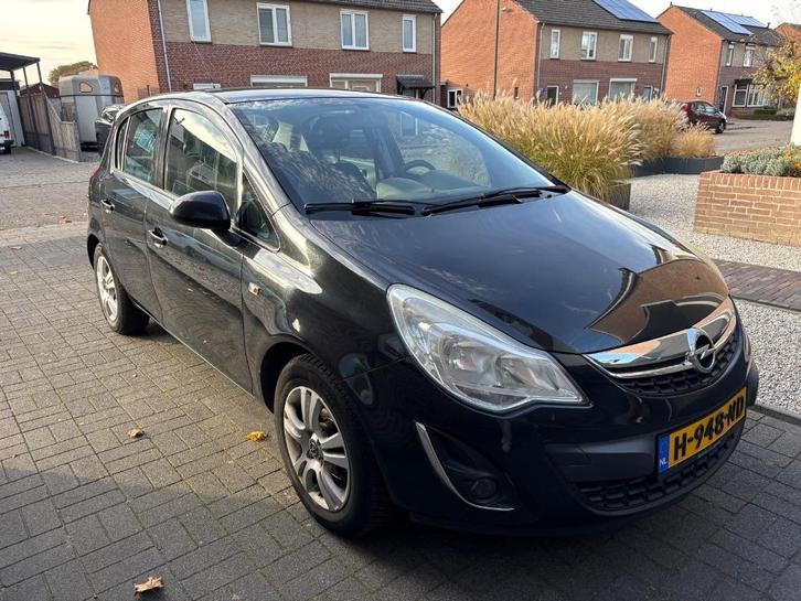 Opel Corsa 1.2 16V Automaat • 2013 • 107.321 km, Auto's, Opel, Particulier, Corsa, Boordcomputer, Climate control, Cruise Control