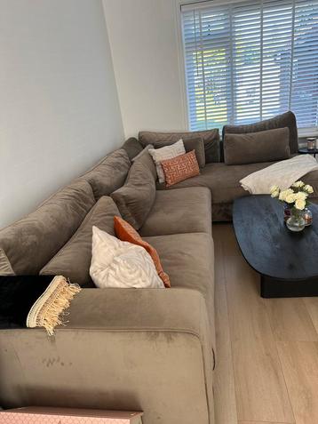 Colmore bank beschikbaar voor biedingen