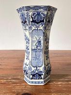 Vaas / bloemenvaas - Boch for Royal Sfinx - Delfts Blauw, Antiek en Kunst, Antiek | Keramiek en Aardewerk, Ophalen of Verzenden