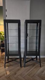 2 vitrinekasten ikea fabrikor, Ophalen, Met plank(en), 100 tot 150 cm, 50 tot 100 cm