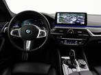 BMW 5-serie 540i M-SPORT 3.0I 333 PK SEDAN + NAPPA LEDER / L, Auto's, BMW, Gebruikt, Euro 6, 2000 kg, Bedrijf