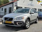 Volvo XC70 2.4 D5 Summum keurige auto !, Auto's, Volvo, Automaat, 1716 kg, Gebruikt, Zwart