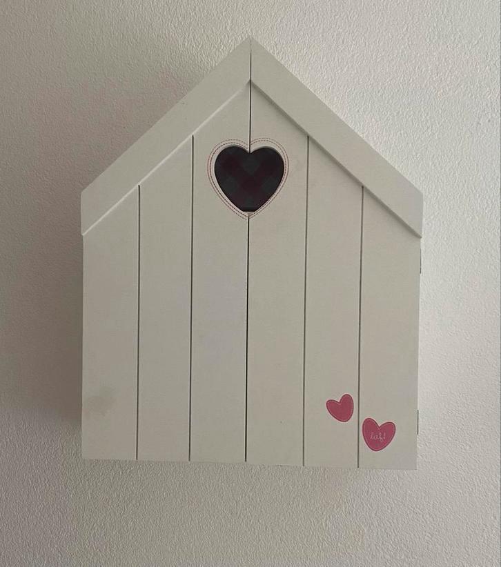 Lief! Wandkastje Huisje - Schattige Opberger, Kinderen en Baby's, Kinderkamer | Inrichting en Decoratie, Zo goed als nieuw, Wanddecoratie