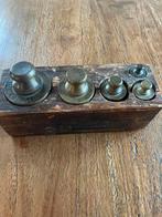 Oude gewichten set in houten blok, Antiek en Kunst, Antiek | Koper en Brons, Ophalen, Koper