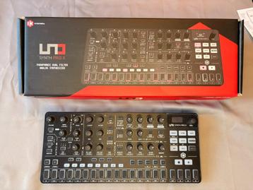 Uno Synth Pro X beschikbaar voor biedingen