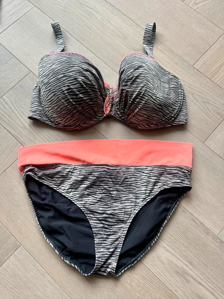 Prima Donna Swim Bikini 85F/42 Panter (LEES BESCHRIJVING), Kleding | Dames, Badmode en Zwemkleding, Gedragen, Bikini, Grijs, Ophalen of Verzenden