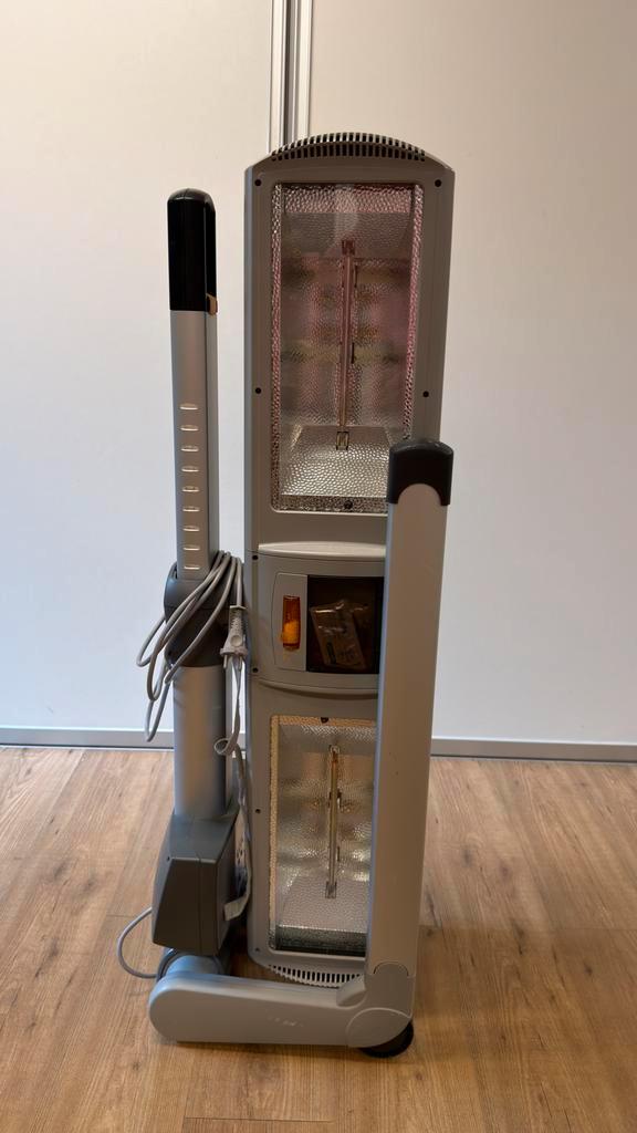 Philips Innergize Solarium - Zonnebank, Witgoed en Apparatuur, Zonnebanken en Gezichtsbruiners, Gebruikt, Zonnebank enkelzijdig