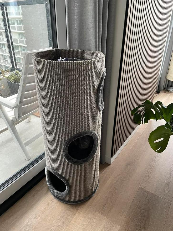 Cat tower, Dieren en Toebehoren, Krabmeubelen, Gebruikt, Krabmeubel-onderdelen, Ophalen