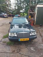Mercedes-Benz W124 TD 1987 SCHUURVONDST, Auto's, Automaat, Zwart, Blauw, 2996 cc