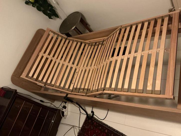 Elektrisch verstelbaar bed eenpersoonsbed 90x200, Huis en Inrichting, Slaapkamer | Bedden, Gebruikt, Eenpersoons, 90 cm, 200 cm