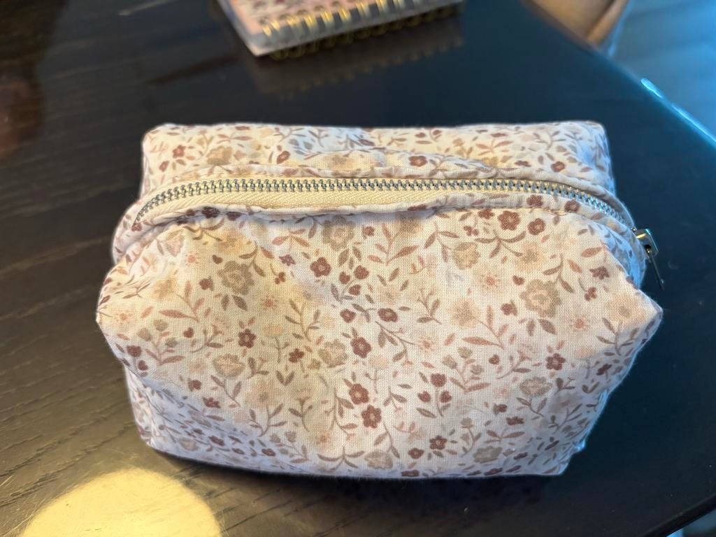 Zelf gemaakte etui of toilettas, Sieraden, Tassen en Uiterlijk, Toilettassen, Verzenden