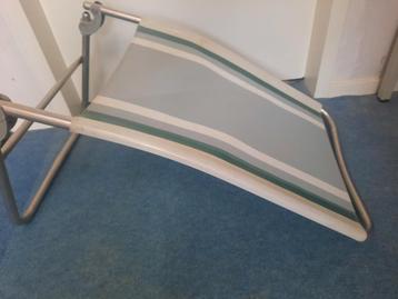 Dukdalf voetensteun voetenbankje beschikbaar voor biedingen