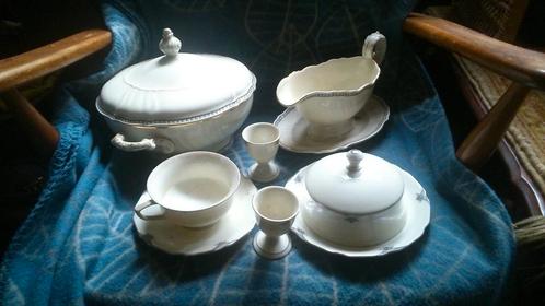 Prachtig compleet Servies Royal Ivory, Antiek en Kunst, Antiek | Servies compleet, Ophalen of Verzenden