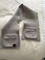 grijze sjaal van het merk UGG 135 cm, Maat 38/40 (M), UGG, Ophalen of Verzenden, Sjaal