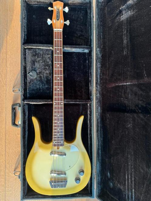 Dynelectron Longhorn bas 1975, Muziek en Instrumenten, Snaarinstrumenten | Gitaren | Bas, Zo goed als nieuw, Ophalen of Verzenden