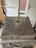 Rvs kap voor bbq, Ophalen