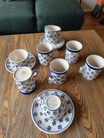 Pools servies 5 bekers, 4 kopjes, Ophalen of Verzenden, Zo goed als nieuw, Overige stijlen, Kop(pen) en/of Schotel(s)