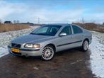 Volvo S60 2.3 T5 2000 handgeschakeld 250pk goed onderhouden, Voorwielaandrijving, Zwart, S60, 1478 kg