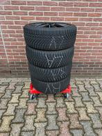 Set zwarte Audi velgen met goede winterbanden. 225/45 R17, Auto-onderdelen, Banden en Velgen, Ophalen, 17 inch, Winterbanden, 225 mm