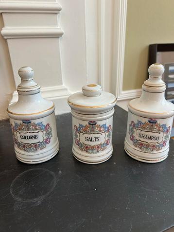 Vintage Apothekers/Badkamer Accessoires Set beschikbaar voor biedingen
