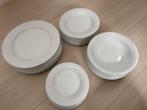 Nieuw Wit Servies - 32 Delig, Huis en Inrichting, Ophalen, Nieuw, Bord(en), Effen