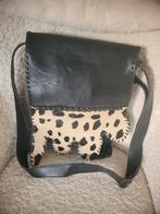 Zwart-Witte Koeienprint Tas - Nieuw- Leer., Ophalen of Verzenden, Nieuw, Zwart, Handtas