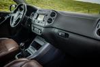 Volkswagen Tiguan 1.4 TSI Comfort&Design|Dakje | Nwe ketting, Voorwielaandrijving, Euro 5, 15 km/l, Huisgarantie