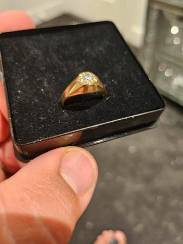 Gouden ring 14k  beschikbaar voor biedingen