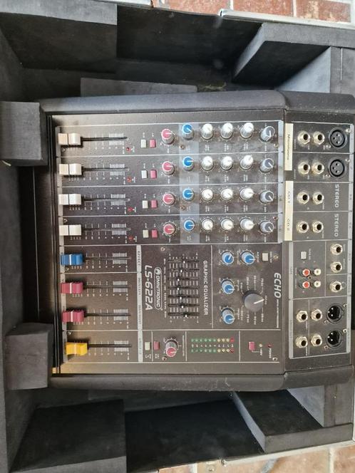 2 x Omnitronic LS-622A Live Power Mixer met flightcase, Muziek en Instrumenten, Mengpanelen, Gebruikt, 20 kanalen of meer, Ophalen