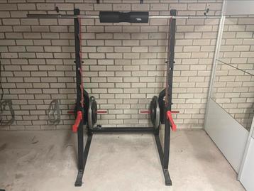 Squatrek + halterschijven (110kg) beschikbaar voor biedingen