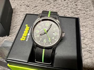 Traser P67 Officer Pro Gunmetal black/lime beschikbaar voor biedingen