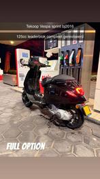 Vespa sprint 125cc (bromplaat), Fietsen en Brommers, Ophalen, Zo goed als nieuw, Benzine
