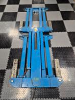 Autolift / Hefbrug - Poetsbrug autec, Ophalen