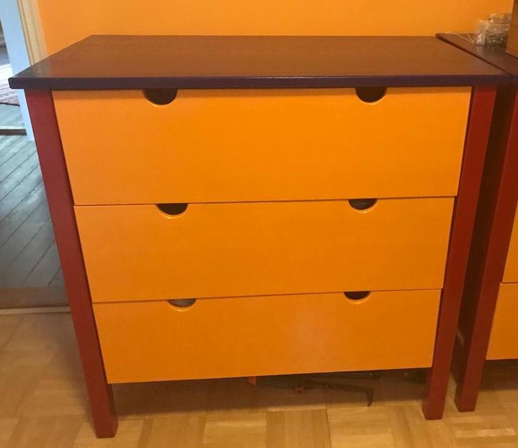 Ladekast / commode met drie ruime lades in leuke kleuren, Huis en Inrichting, Kasten | Ladekasten, Gebruikt, Minder dan 100 cm