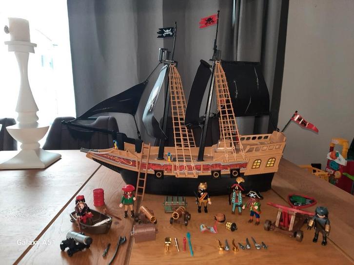 PLAYMOBIL  PIRATENSCHIP MET  ZEE ROVERS EN ACCESSOIRES 30 €, Kinderen en Baby's, Speelgoed | Playmobil, Zo goed als nieuw, Ophalen of Verzenden