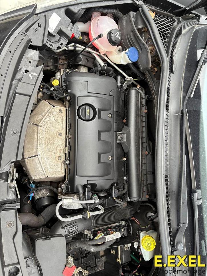 Complete 5FW 1.6 Vti Motor Peugeot 207 167DKM, Auto-onderdelen, Motor en Toebehoren, Gebruikt, Herkomst onderdeel bekend, Ophalen of Verzenden