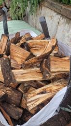Eiken haardhout geklooft, Ophalen