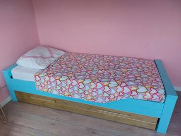 Kinderbed 90x200 met lade beschikbaar voor biedingen