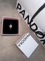 Pandora Sparkling Elevated Heart Ring Rose Gold, Sieraden, Tassen en Uiterlijk, Ringen, Ophalen of Verzenden, Zo goed als nieuw
